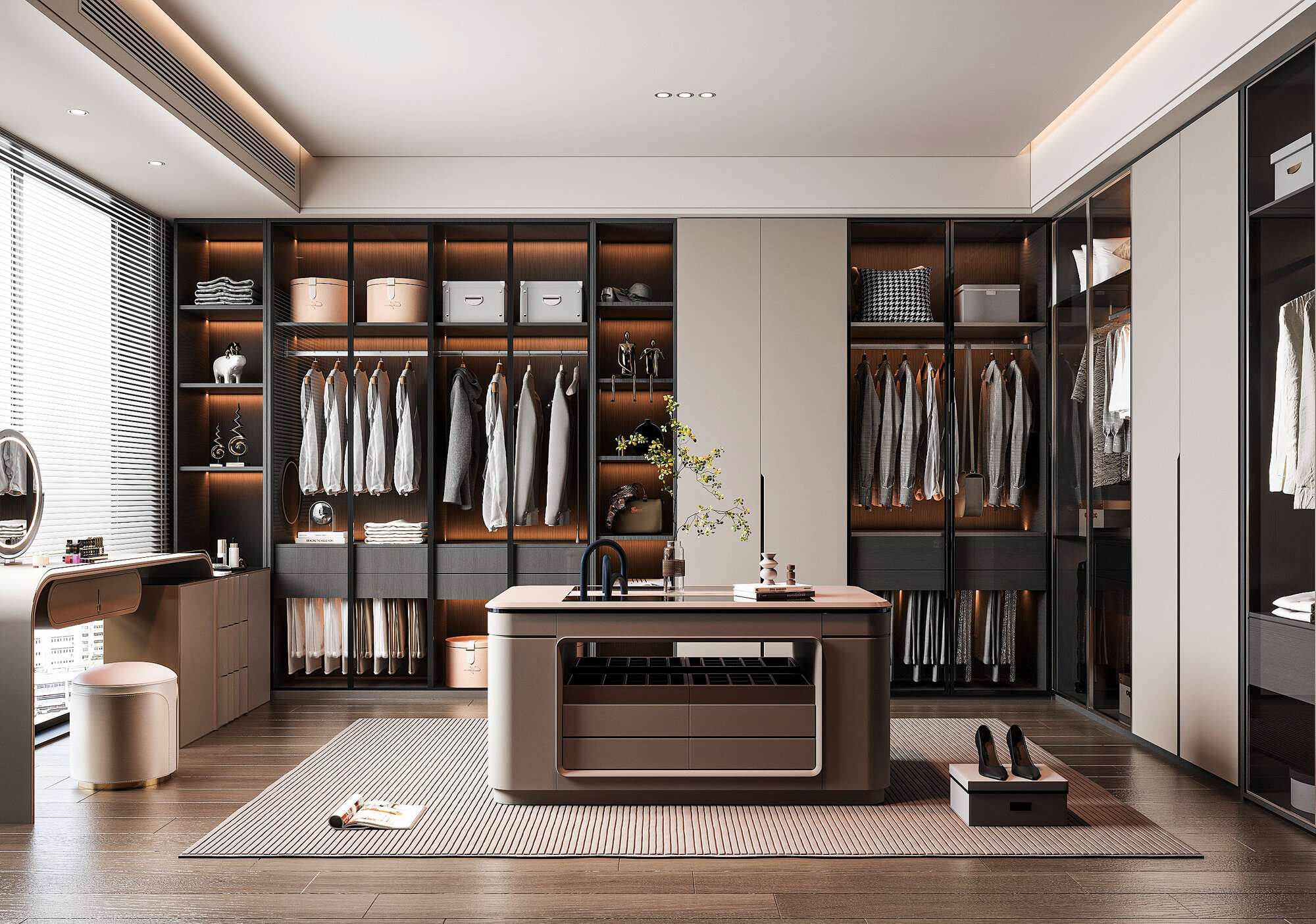 Walk-in Closet 01